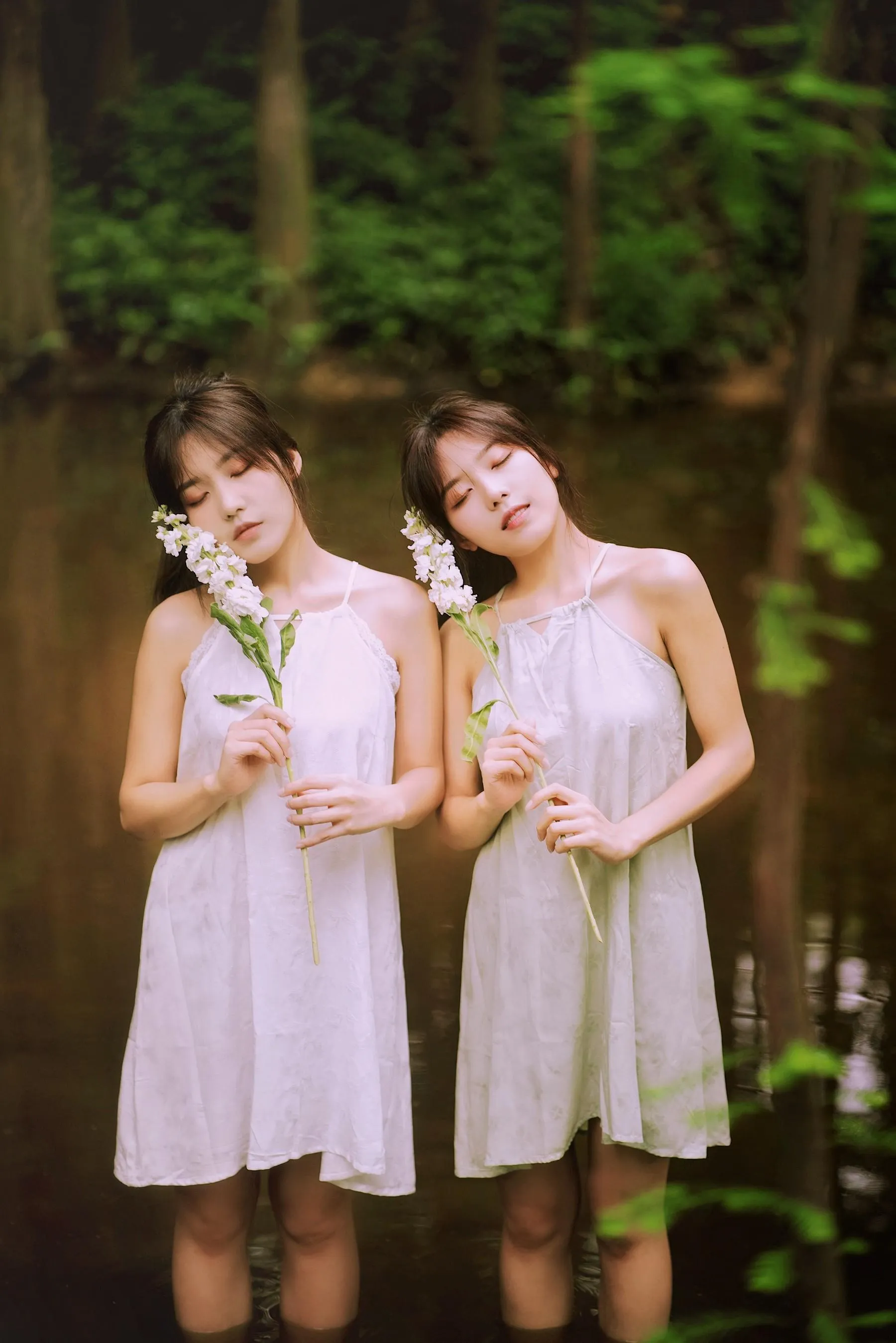 [艺图语] 2022.06.19 绿野仙踪 沐菡 [23P]插图1